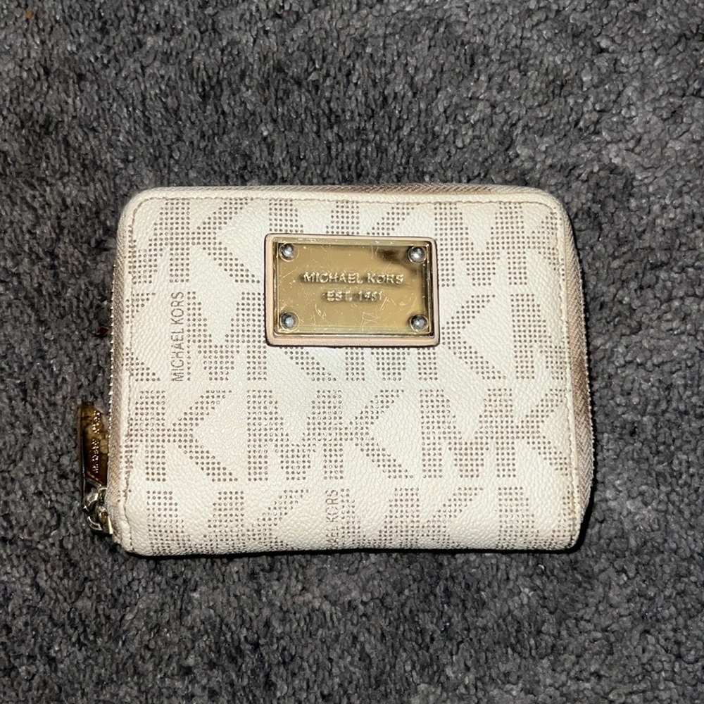 MK wallet - PENDING
